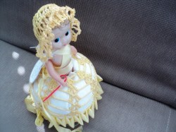 celluloid pin cushion face_03